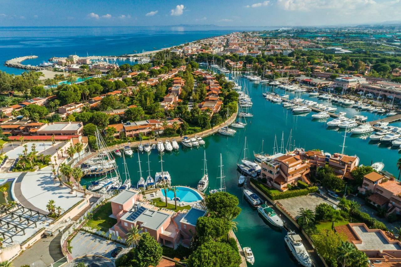 Residence Delfino, Portorosa Furnari Εξωτερικό φωτογραφία