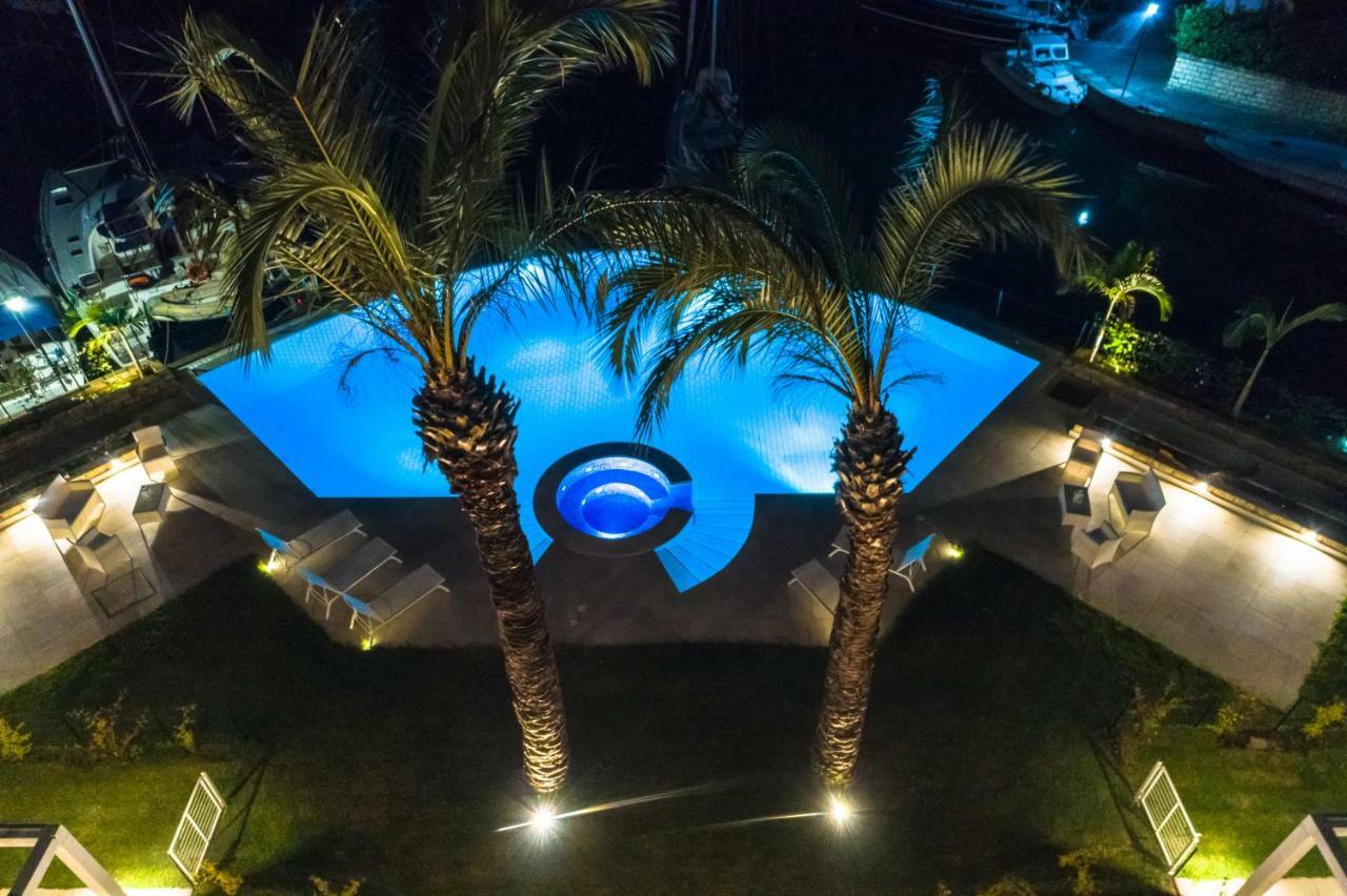 Residence Delfino, Portorosa Furnari Εξωτερικό φωτογραφία