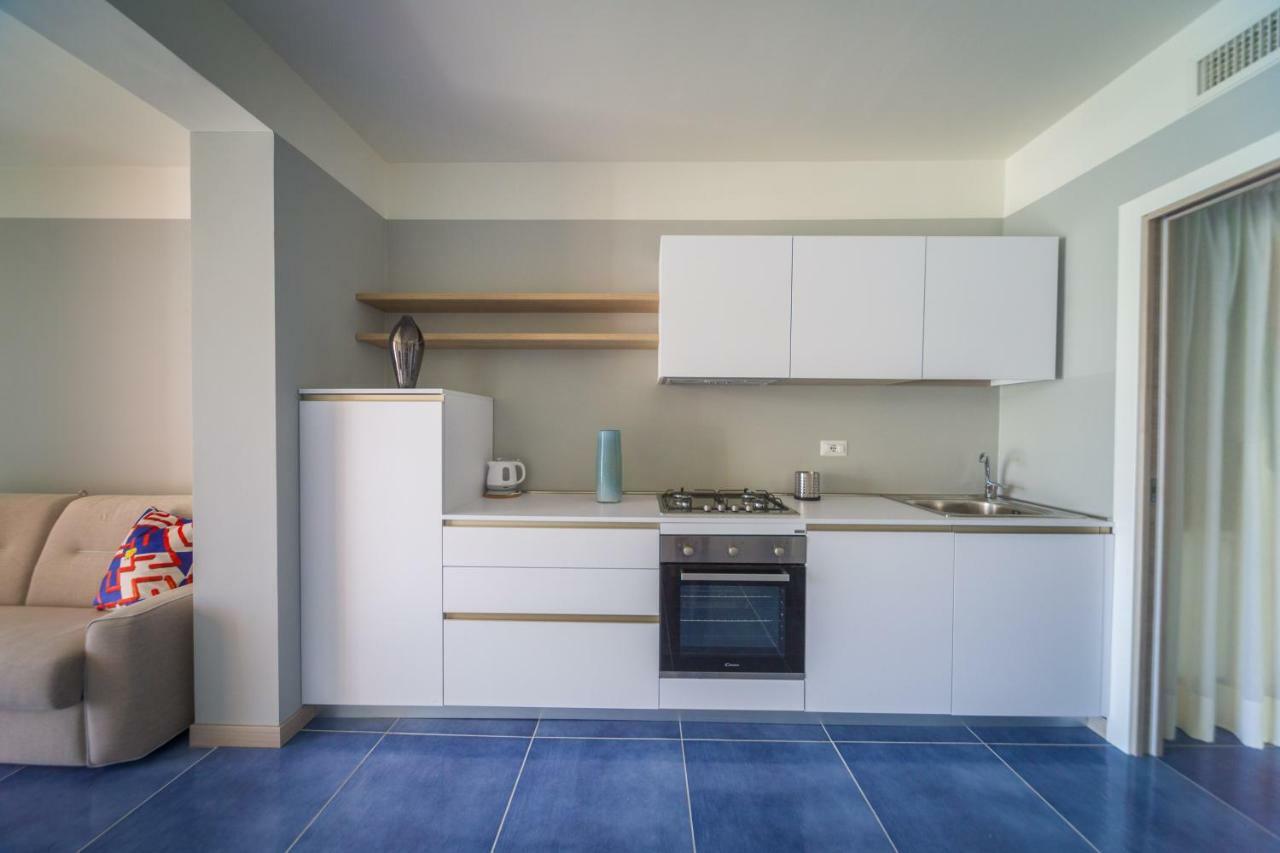 Residence Delfino, Portorosa Furnari Εξωτερικό φωτογραφία