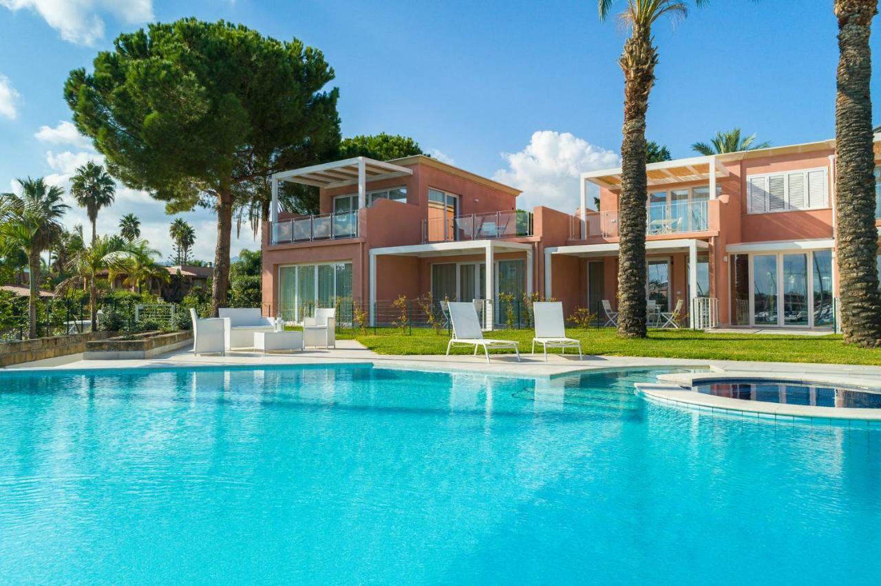 Residence Delfino, Portorosa Furnari Εξωτερικό φωτογραφία