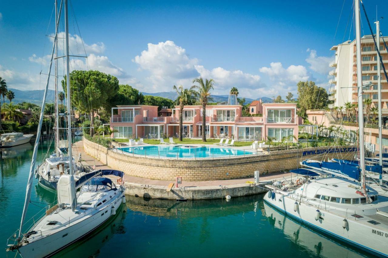 Residence Delfino, Portorosa Furnari Εξωτερικό φωτογραφία