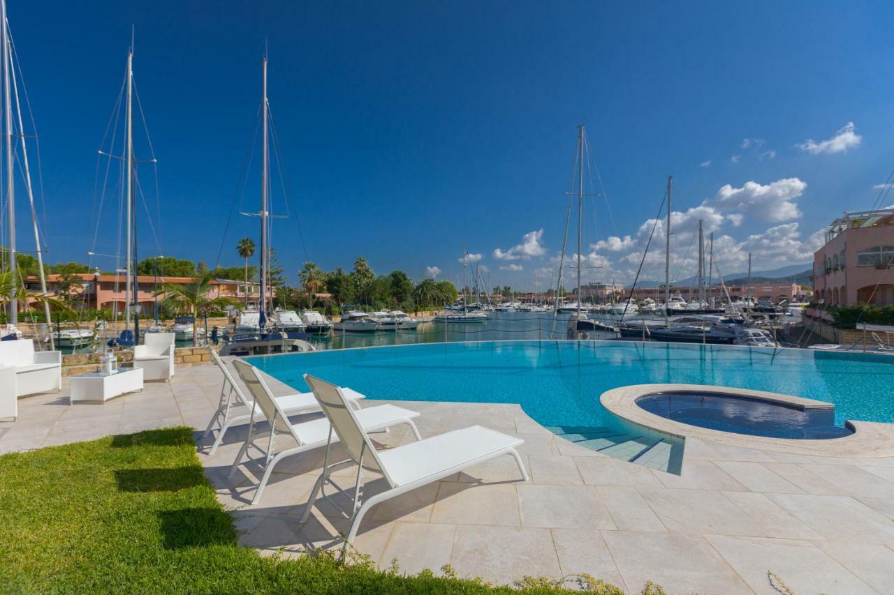 Residence Delfino, Portorosa Furnari Εξωτερικό φωτογραφία