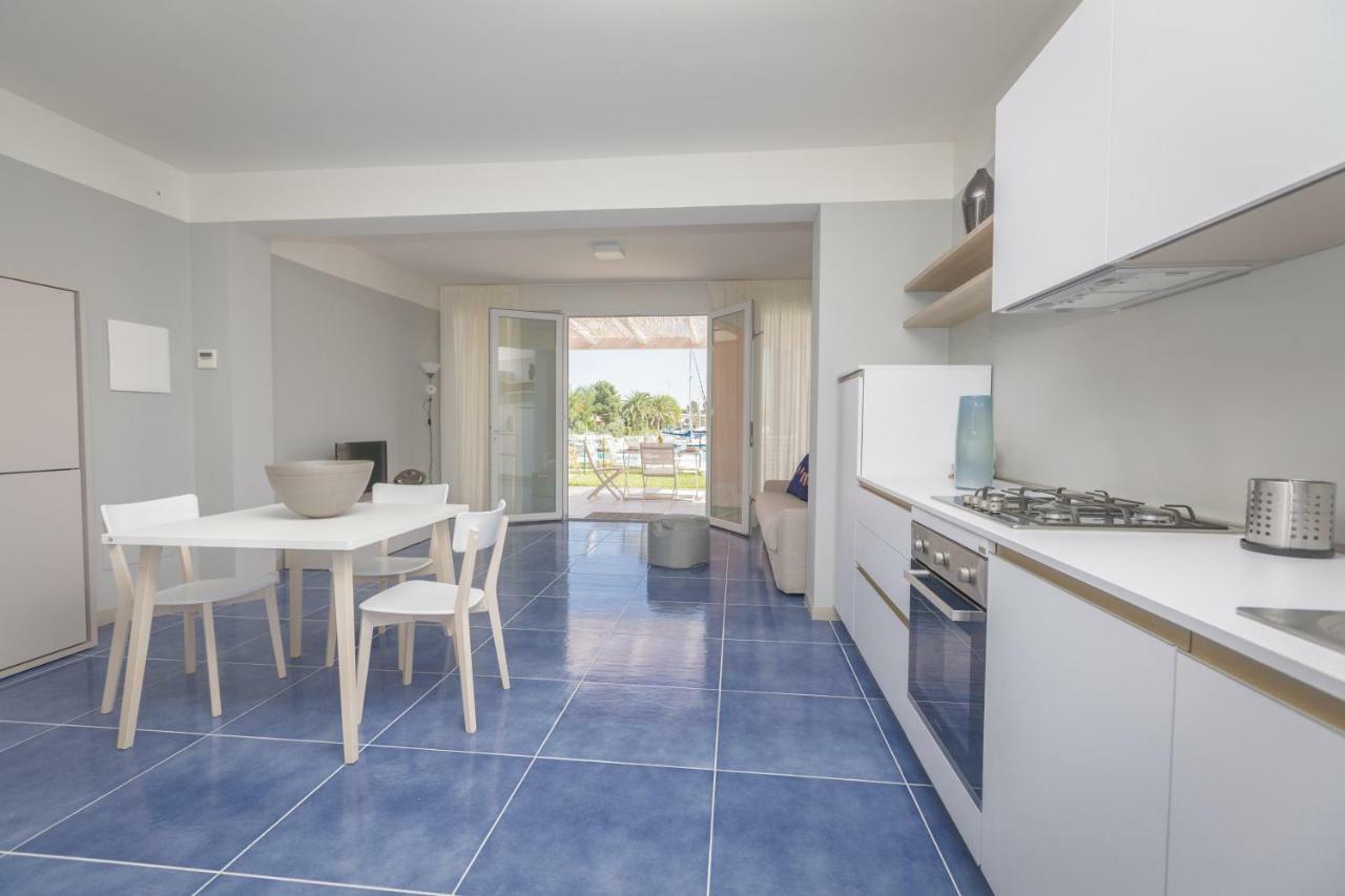 Residence Delfino, Portorosa Furnari Εξωτερικό φωτογραφία