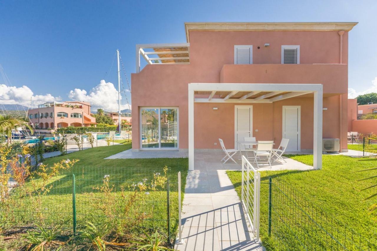 Residence Delfino, Portorosa Furnari Εξωτερικό φωτογραφία