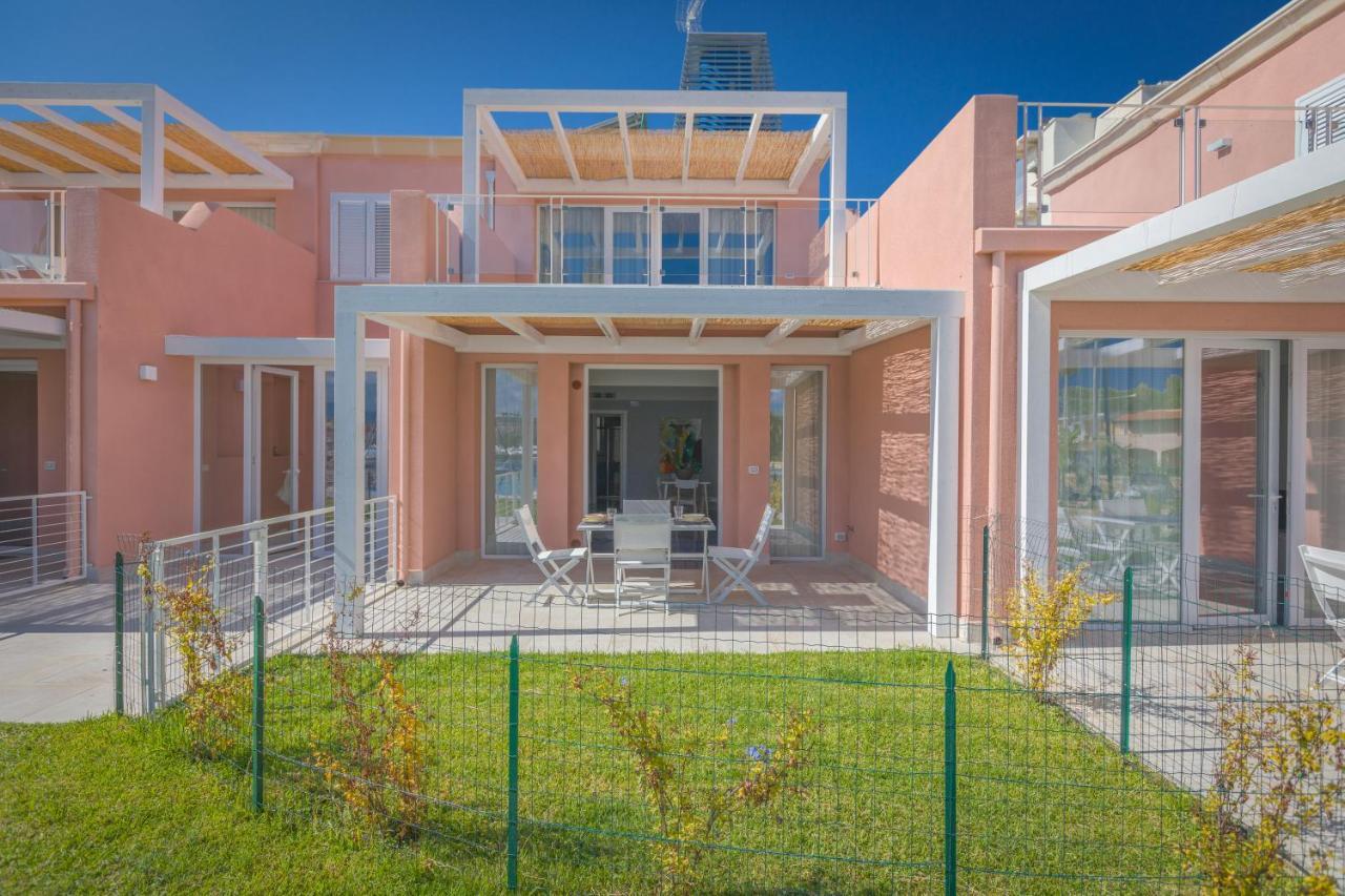 Residence Delfino, Portorosa Furnari Εξωτερικό φωτογραφία